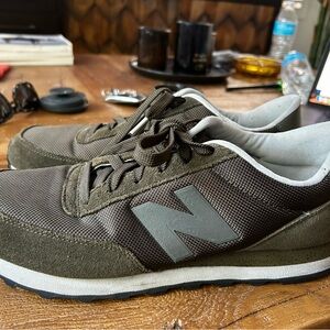 New Balance 501 sneakers Size 9